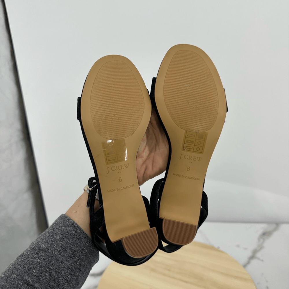 J. Crew Faux Sueded strapped kitten heeled sandals Size 6 Black Minimalist NEW - Picture 6 of 9